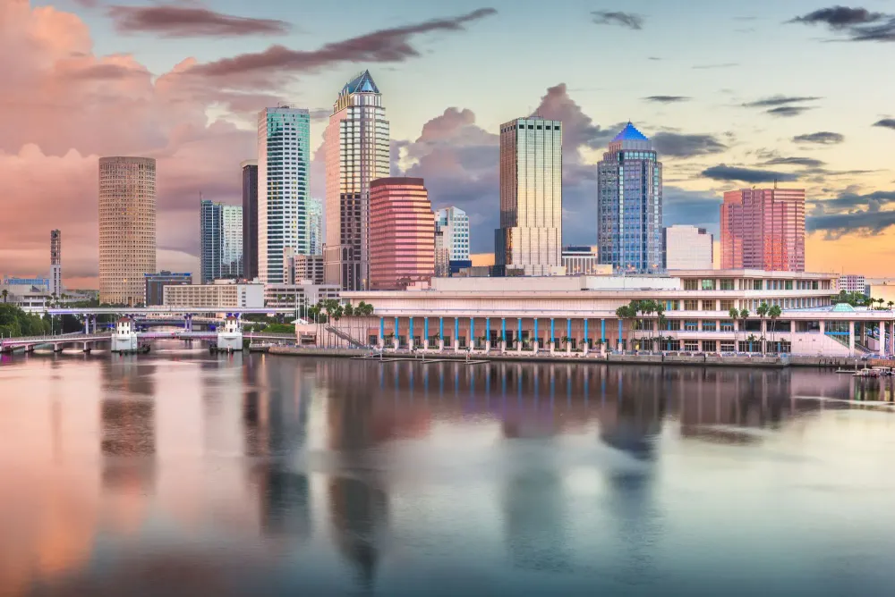 Tampa, Florida skyline at dusk